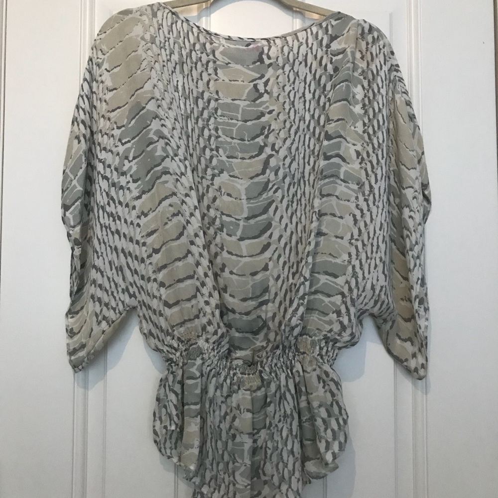 Parker kimono sleeve animal print silk top blouse
